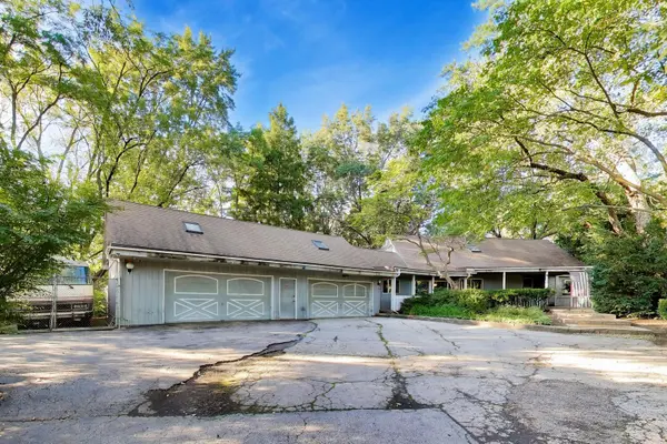 5280 Old Plum Grove RD, Palatine, IL 60067