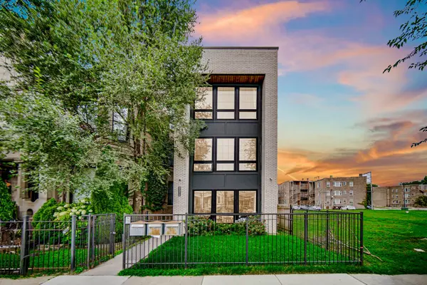 4516 S Indiana AVE #2, Chicago, IL 60653