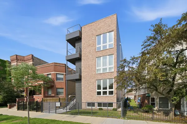 1244 N Kedzie AVE #4, Chicago, IL 60651