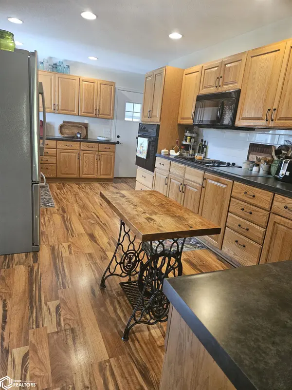 127 Deppe LN, Ottumwa, IA 52501