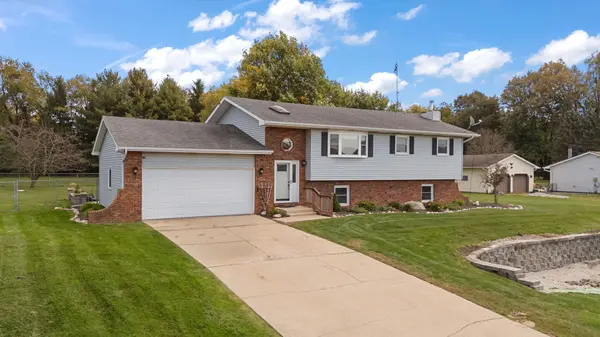 427 Northfield Lane, Valparaiso, IN 46383
