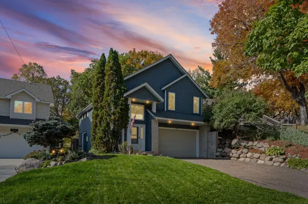3045 Dundee LN, Mound, MN 55364