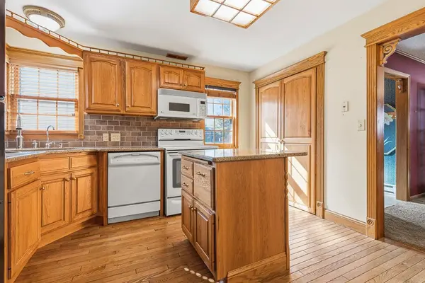 602 W Lyon ST, Marshall, MN 56258