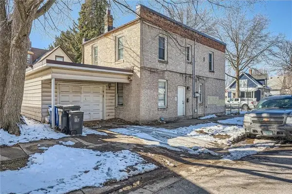 88 Cook AVE W, Saint Paul, MN 55117