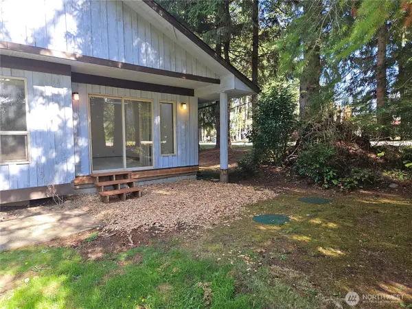 21 Eagle View LN, Port Ludlow, WA 98365