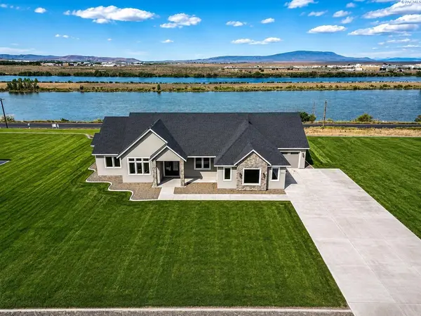 161 Riviera Drive, Pasco, WA 99301