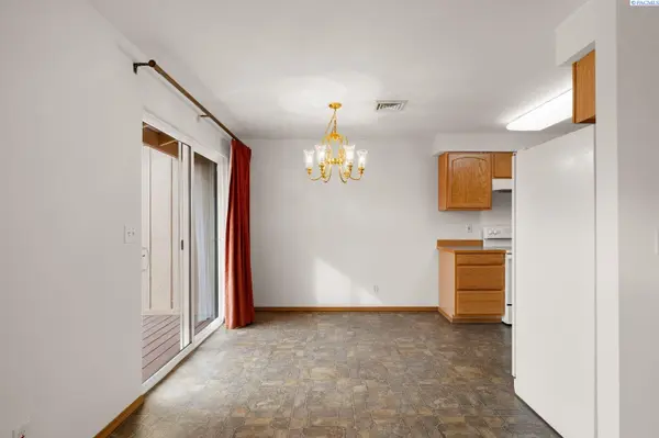 3121 W Hood Ave #A203, Kennewick, WA 99336