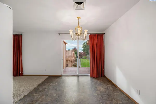 3121 W Hood Ave #A203, Kennewick, WA 99336