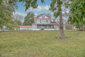 141 Leslie Drive, Harriman, TN 37748