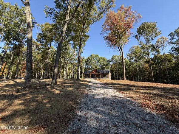 535 Rusty Spur Rd, Jamestown, TN 38556