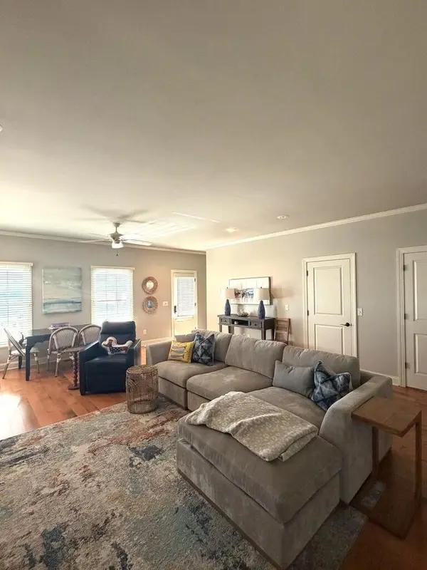 328 Breakers Bend Dr, Buchanan, TN 38222