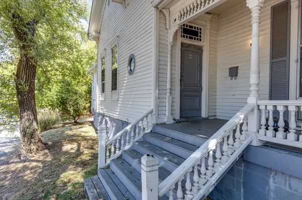 322 W 12th St #4, Columbia, TN 38401