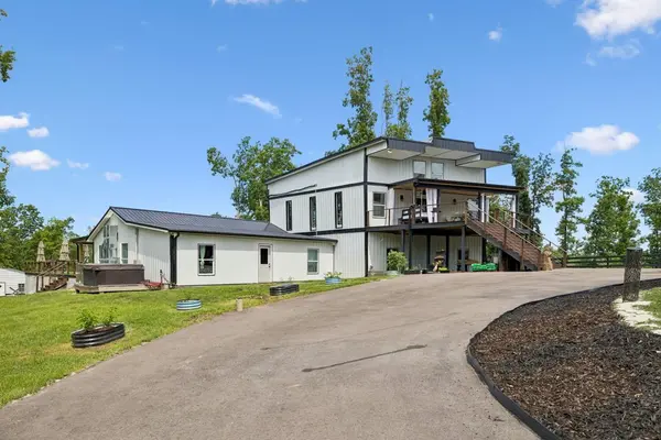 332 Southridge Rd, Hohenwald, TN 38462