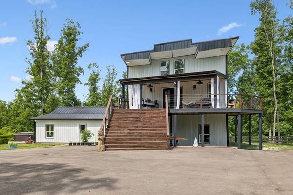 332 Southridge Rd, Hohenwald, TN 38462