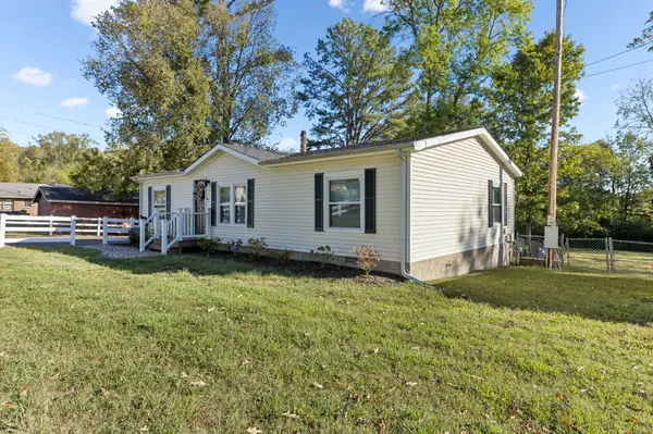 118 E Elm St, Ashland City, TN 37015