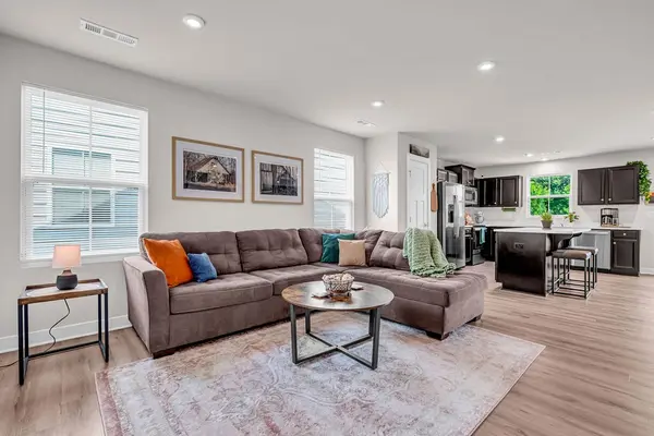 2529 Thornton Grove Blvd, Nashville, TN 37207