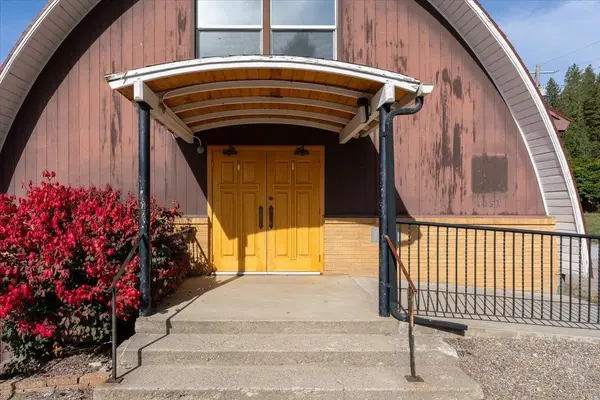 3083 Hemlock St, Valley, WA 99109