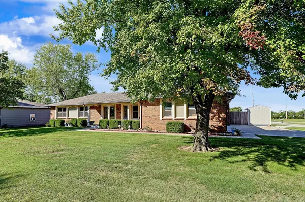 445 N Ohio St, Benton, KS 67017