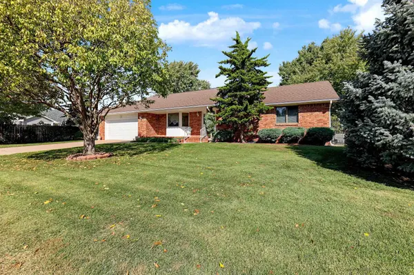 5716 W Juno Ave, Wichita, KS 67215