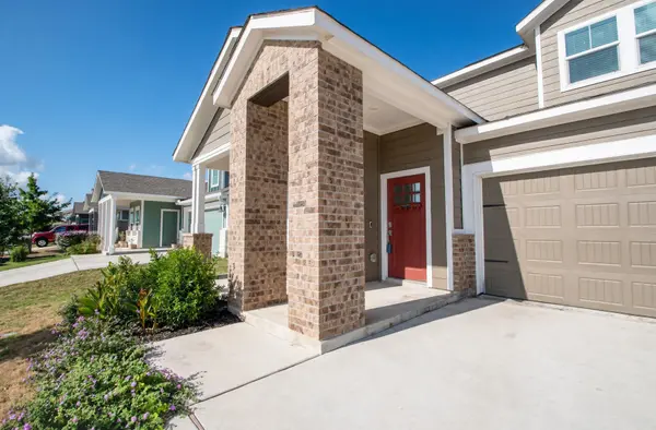 201 Mendoza, Kyle, TX 78640