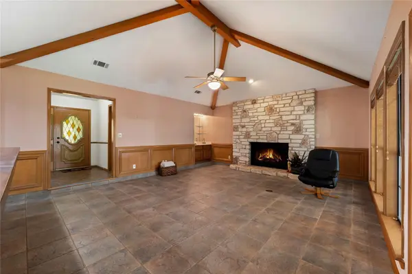3805 Carmel DR, Round Rock, TX 78681