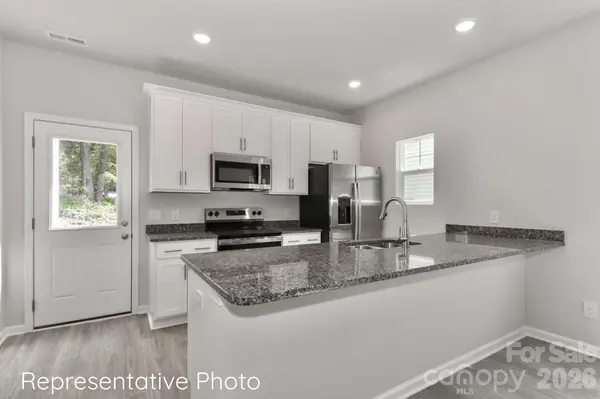 792 Hillard ST, Statesville, NC 28625
