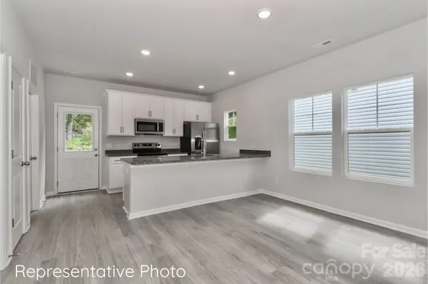 792 Hillard ST, Statesville, NC 28625