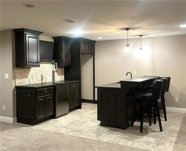 10773 S Palisade ST, Olathe, KS 66061