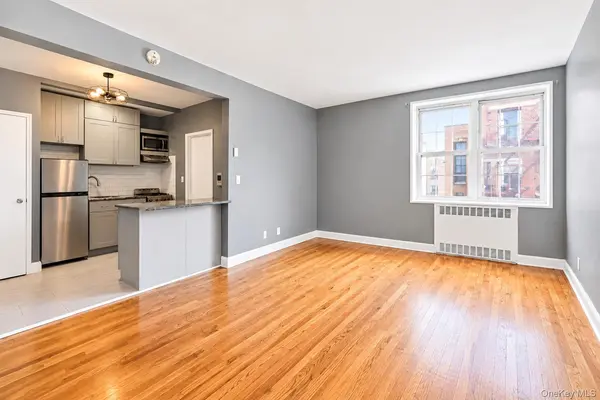754 Bronx River RD #B54, Bronxville, NY 10708