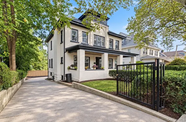 639 S 5th AVE, Mount Vernon, NY 10550