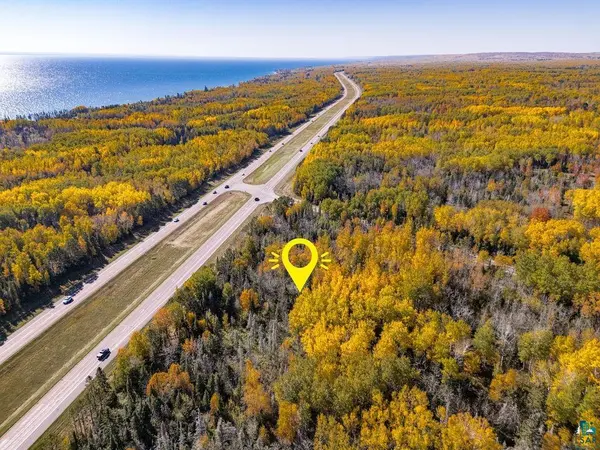 5xxx Bergquist Rd, Duluth, MN 55804