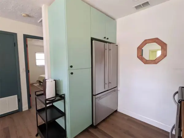 4711 HOLLINGSWORTH AVE, Sarasota, FL 34233