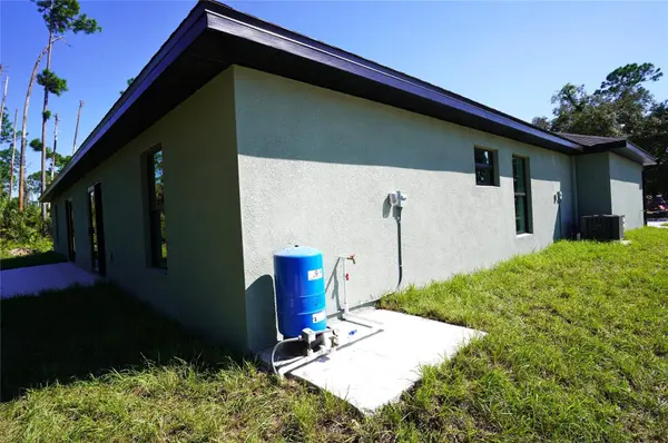 17320 GEDDES AVE, Port Charlotte, FL 33954