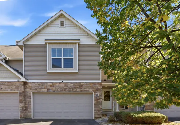 15225 Stonewood TER, Burnsville, MN 55306