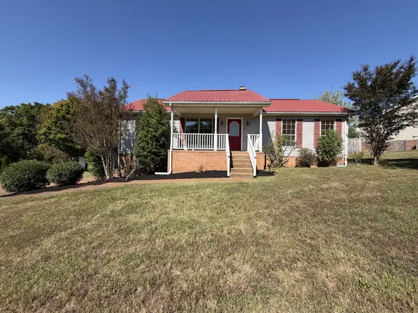 1037 Shadowbrook Dr, Greenbrier, TN 37073
