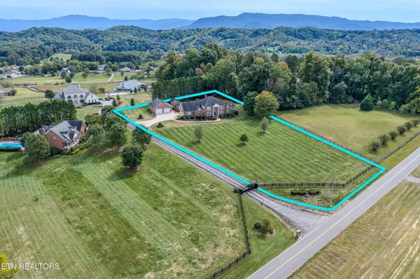 2425 Mccleary Rd, Sevierville, TN 37876