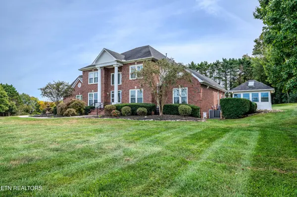 2425 Mccleary Rd, Sevierville, TN 37876