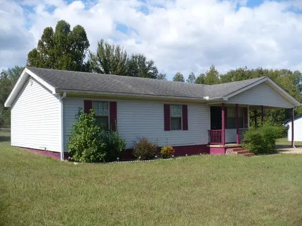 115 English St, Bolivar, TN 38008