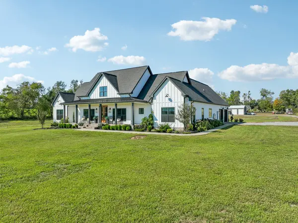 337 Oakdale Rd, Westmoreland, TN 37186