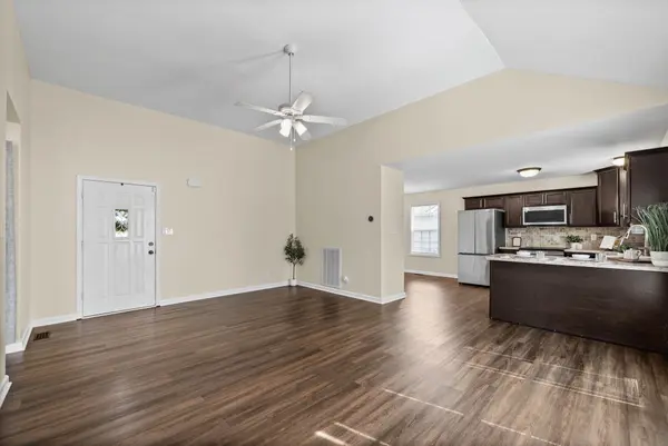 3810 Maliki Dr, Clarksville, TN 37042