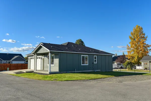 17803 E 3rd Ln, Spokane Valley, WA 99016