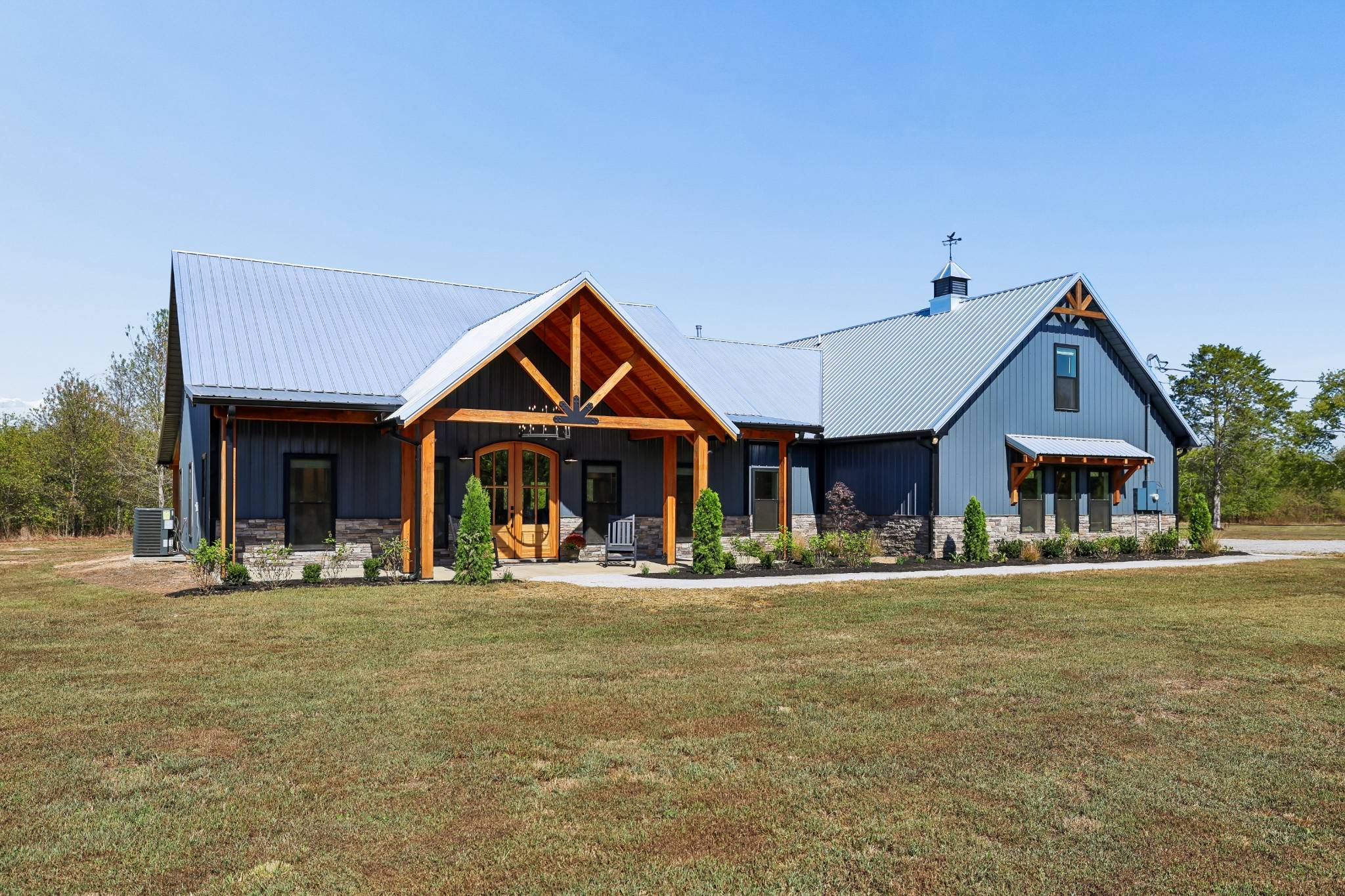 4976 Comstock Rd, Chapel Hill, TN 37034