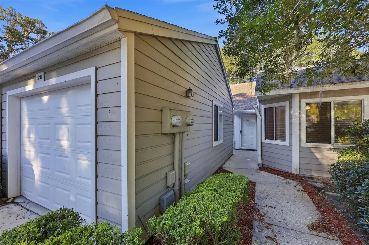 916 NW 124TH DR, Newberry, FL 32669
