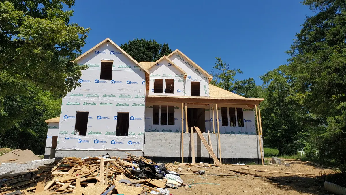 5 Center Star Rd, Columbia, TN 38401