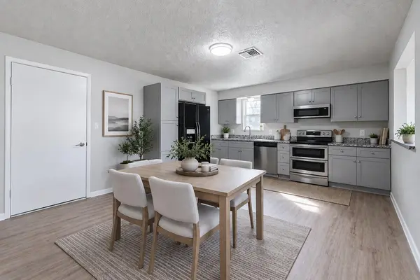 303 E AUSTIN Ave, Round Rock, TX 78664