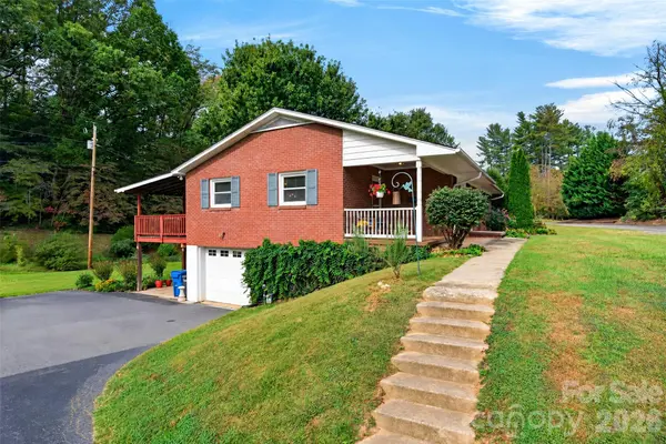 230 Rhoda ST, Canton, NC 28716