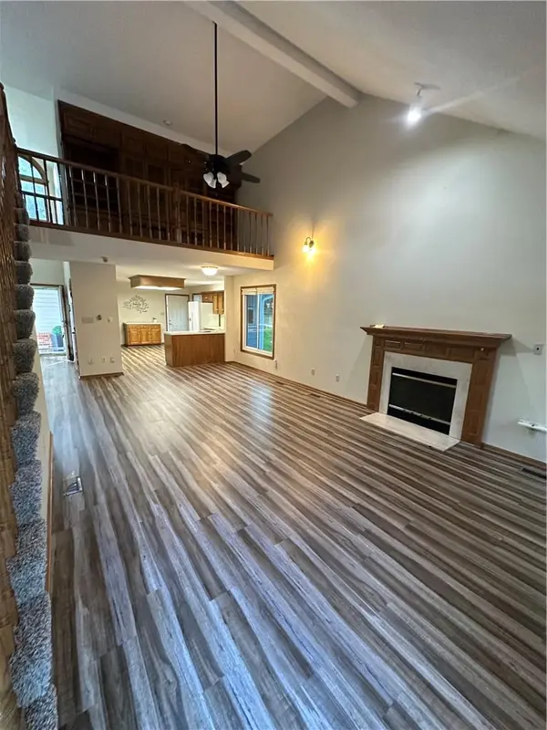 3007-A Cedar Crest DR, Independence, MO 64057
