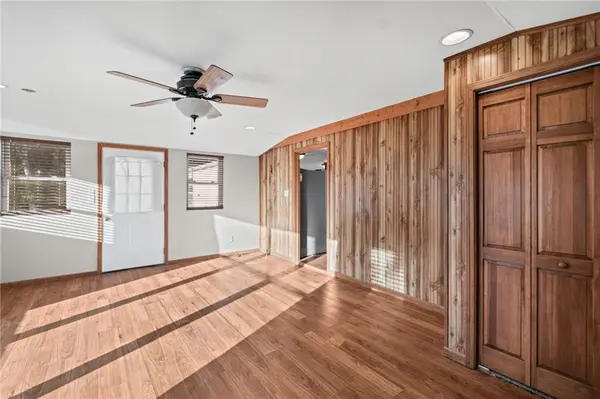 24071 Iguana RD, Brookfield, MO 64628