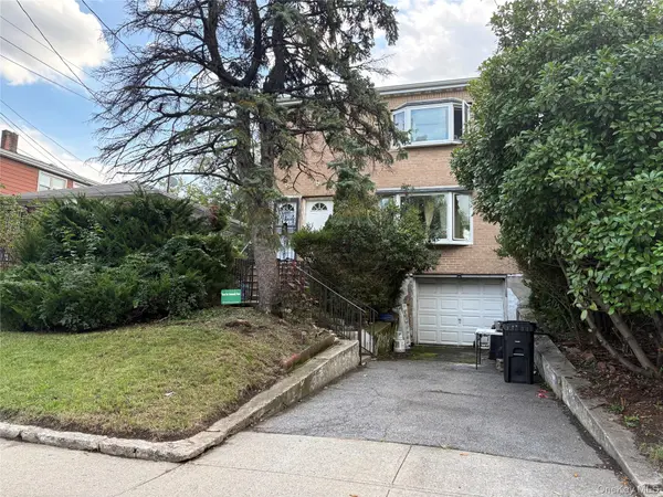 105-20 Ditmars BLVD, East Elmhurst, NY 11369