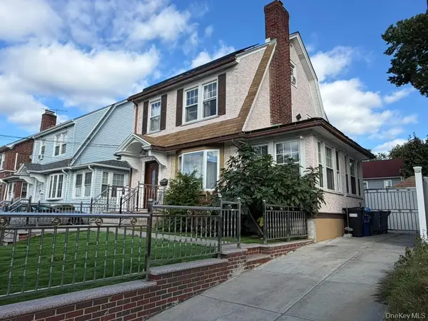 45-15 171st ST, Flushing, NY 11358